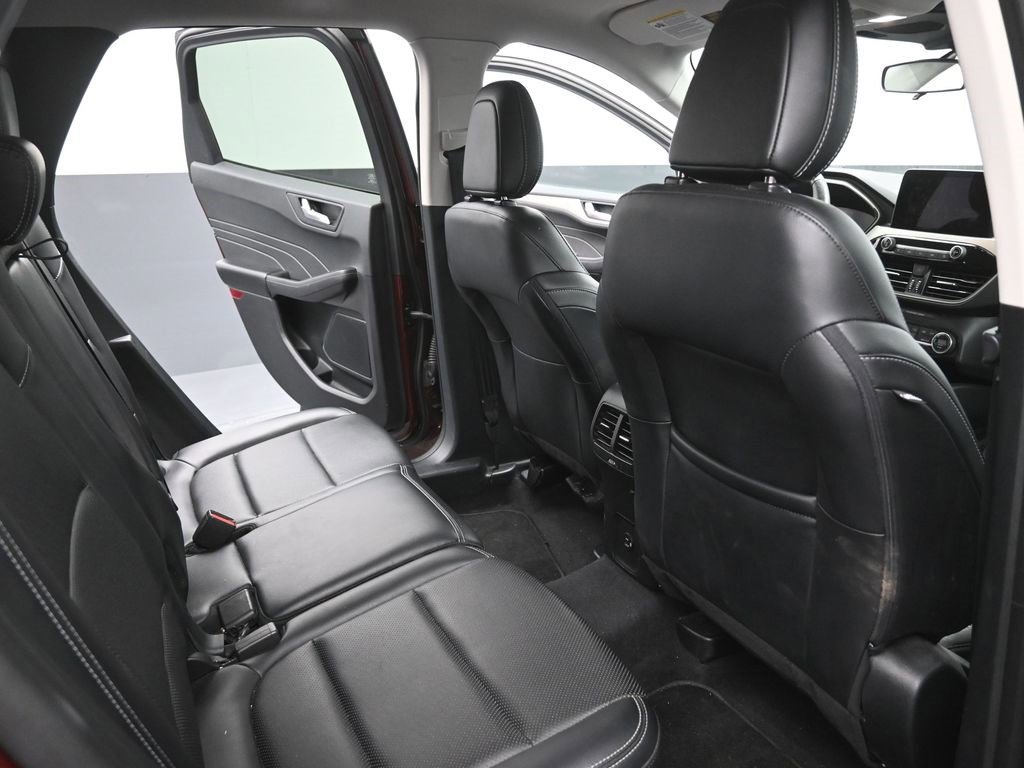 Certified 2021 Ford Escape SEL image 17