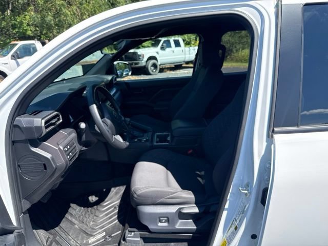 Used 2026 Toyota Tacoma SR5 AWD/4WD image 13