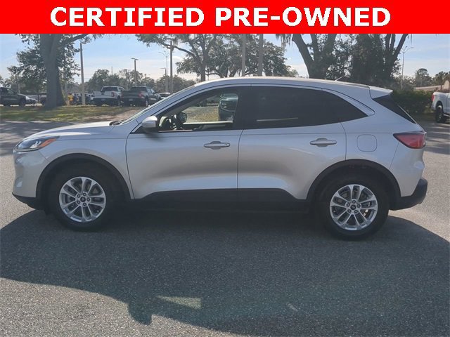 Certified 2020 Ford Escape SE image 2