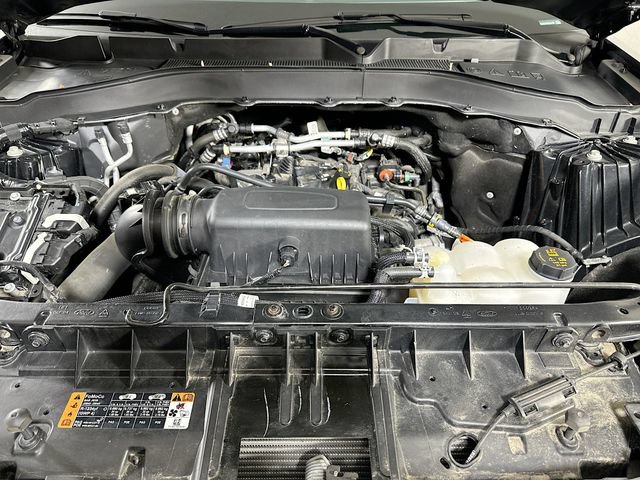 Certified 2024 Ford Explorer XLT w/ Equipment Group 202A AWD/4WD image 37