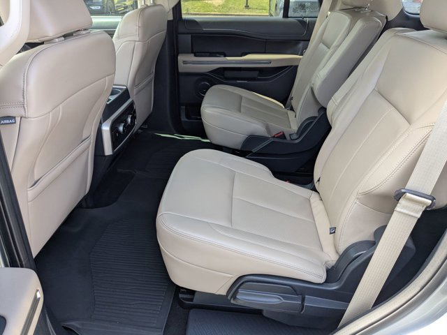 Certified 2023 Ford Expedition XLT image 35