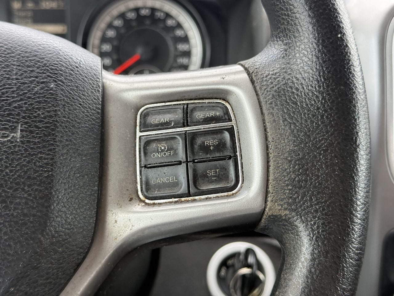 Used 2021 RAM 1500 Classic SLT AWD/4WD image 14