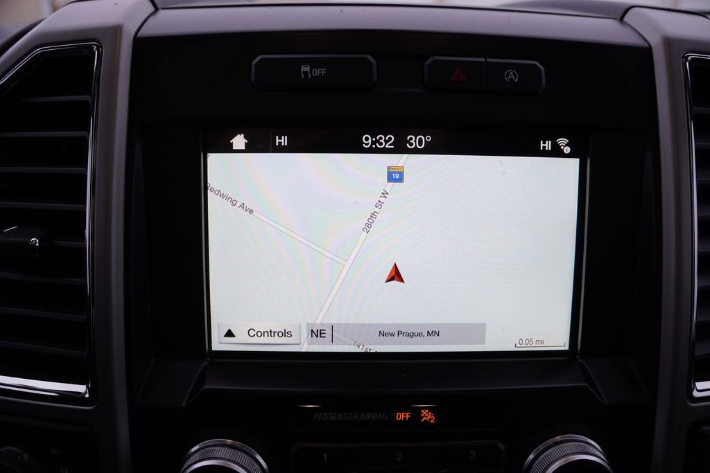 Certified 2017 Ford F150 Lariat w/ Equipment Group 502A Luxury image 26