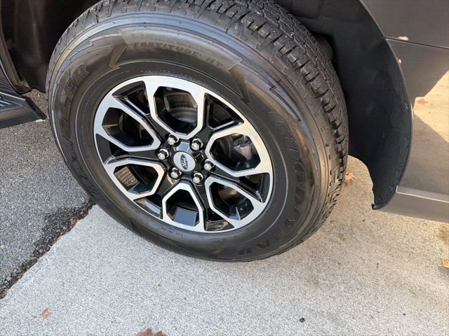 Certified 2024 Ford Expedition Max XLT image 6