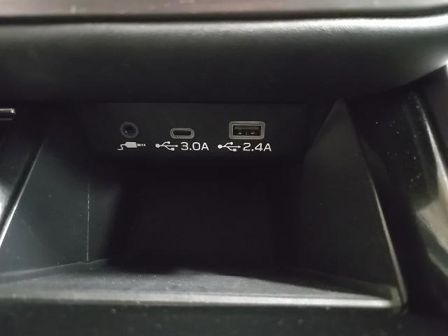 Used 2025 Subaru Outback Premium image 36