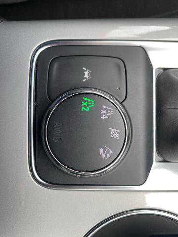 Used 2025 Chevrolet Blazer LT AWD/4WD image 24