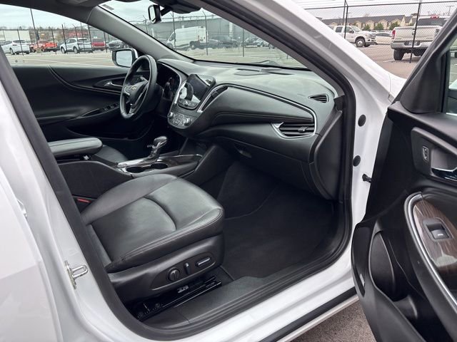 Used 2023 Chevrolet Malibu LT image 8