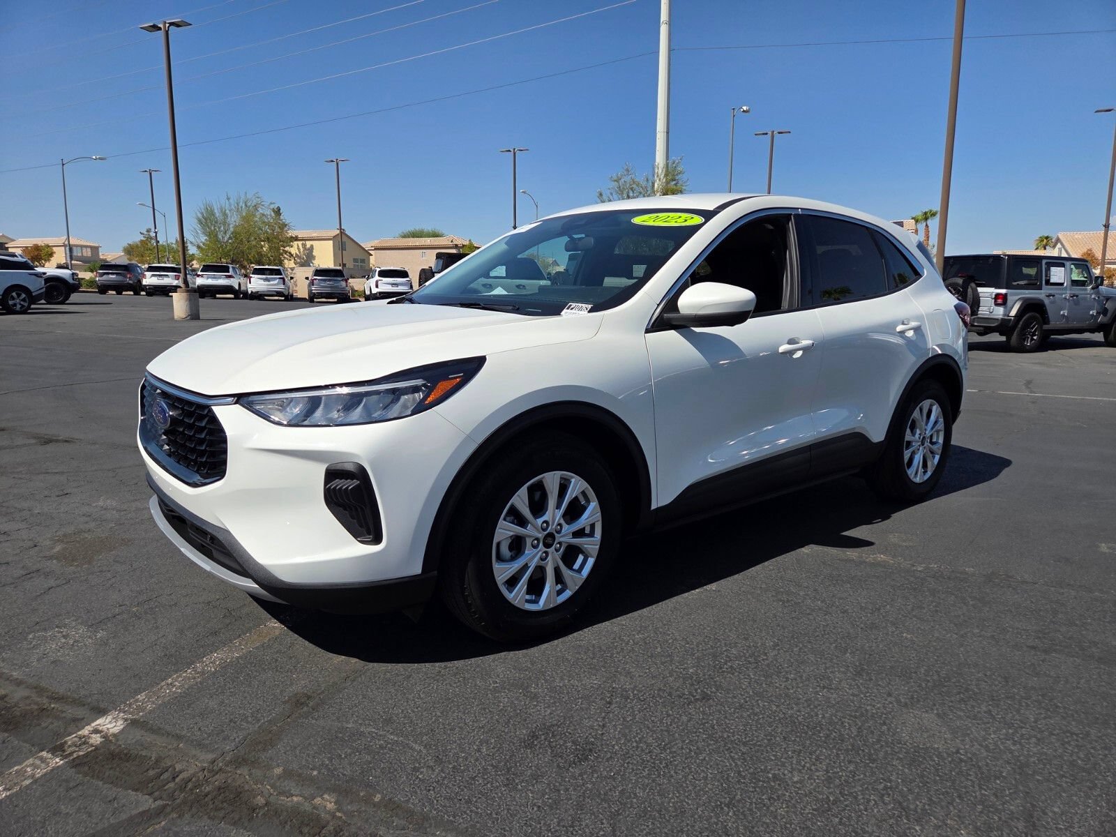 Certified 2023 Ford Escape Active w/ Tech Pack #2 FWD image 2