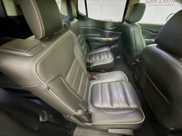 Used 2019 GMC Acadia Denali w/ Technology Package FWD image 30