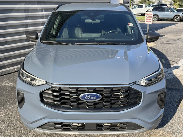 Certified 2024 Ford Escape ST-Line w/ Tech Pack #1 AWD/4WD image 12