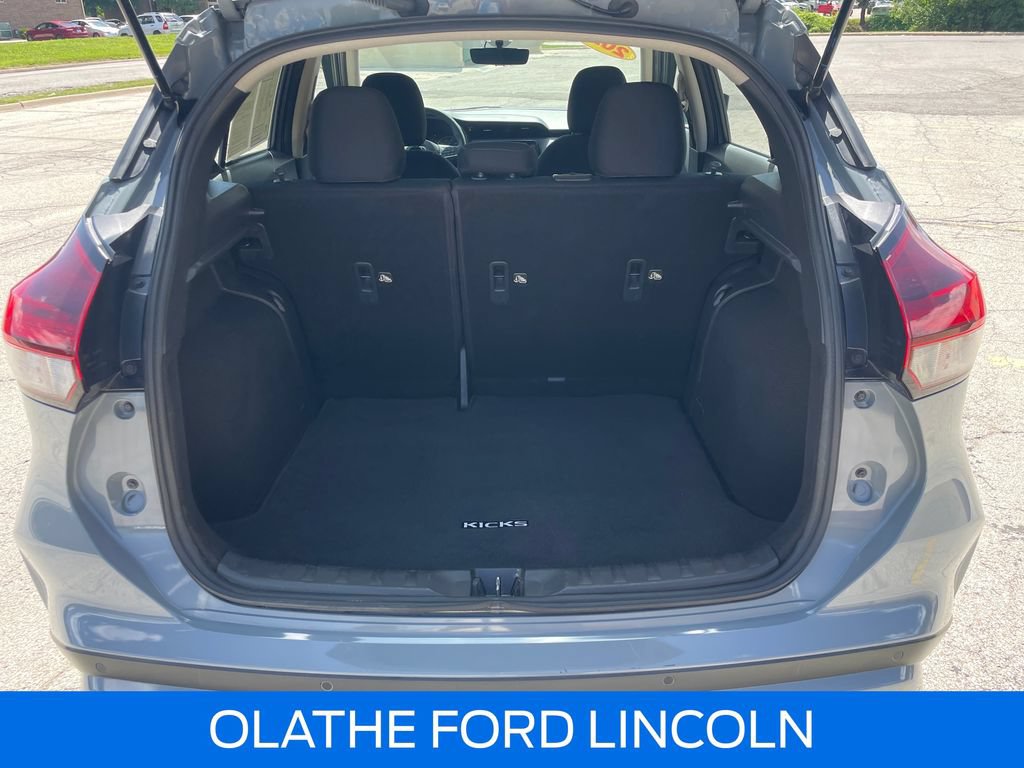 Used 2024 Nissan Kicks SV w/ Interior Electronics Package FWD image 25