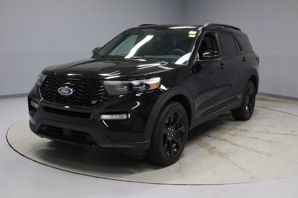 Certified 2023 Ford Explorer ST w/ Equipment Group 401A AWD/4WD image 8
