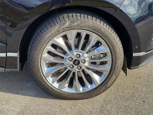 Certified 2024 Ford Edge Titanium w/ Titanium Elite Package image 7