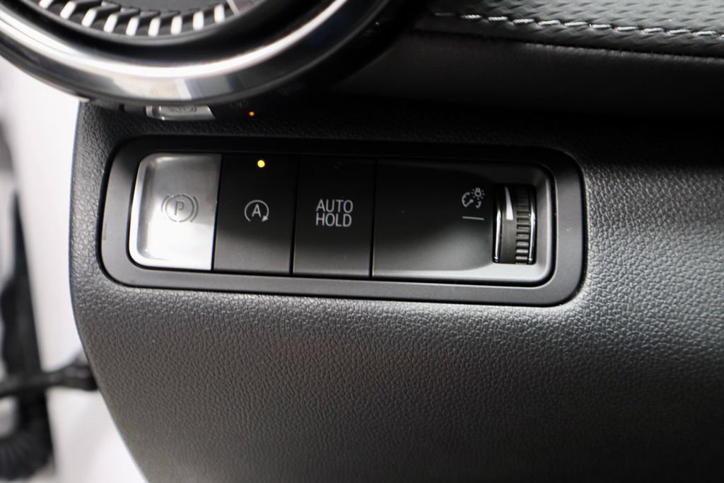 Used 2026 Chevrolet Equinox LT FWD image 28