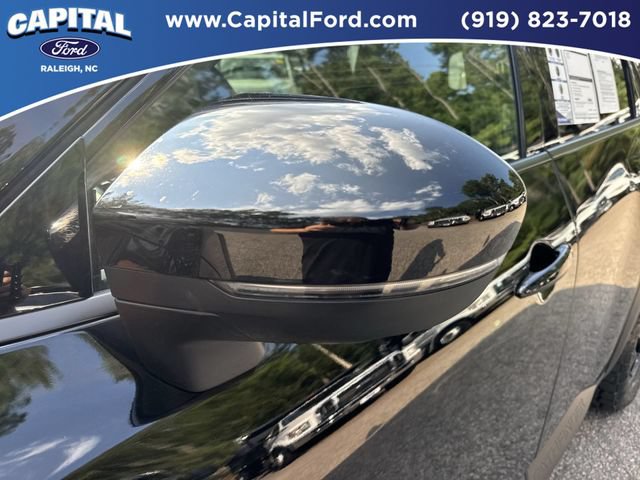 Used 2023 Nissan Pathfinder Rock Creek AWD/4WD image 12