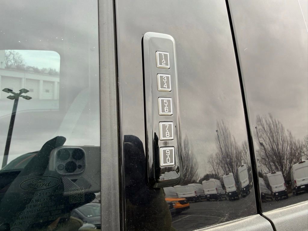 Certified 2023 Ford F250 XLT w/ XLT Premium Package image 13