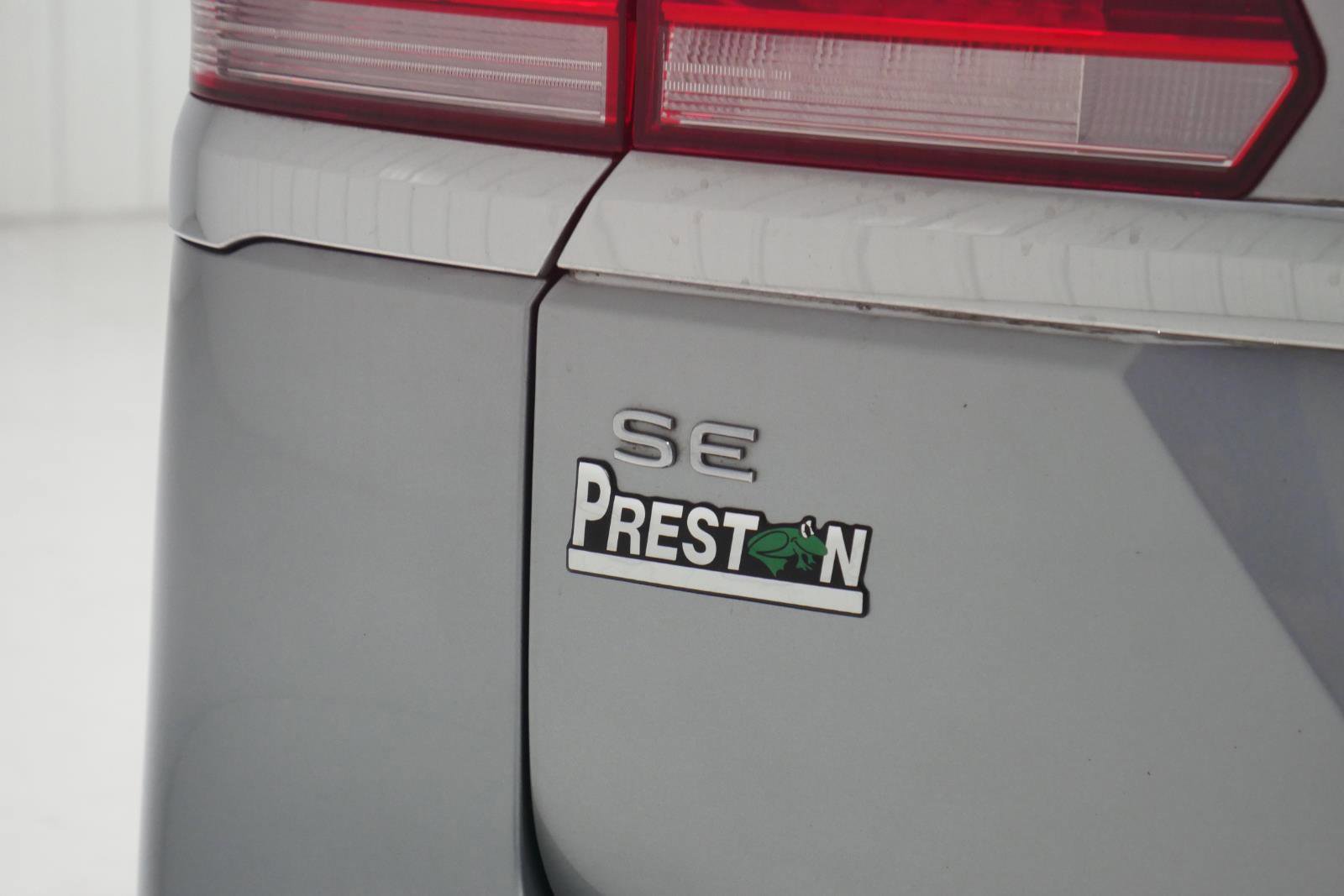 Used 2023 Volkswagen Atlas SE image 27