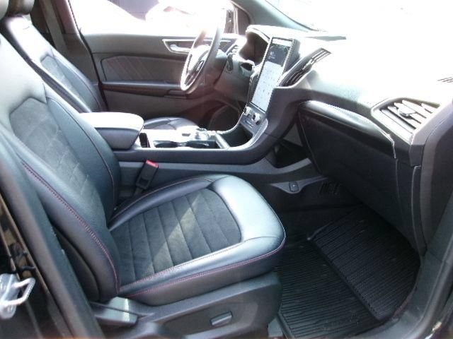 Certified 2023 Ford Edge ST-Line w/ Cargo Accessory Package AWD/4WD image 4