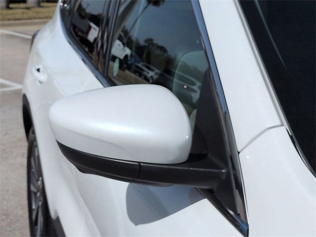 Certified 2025 Ford Escape Platinum w/ Premium Technology Package image 12