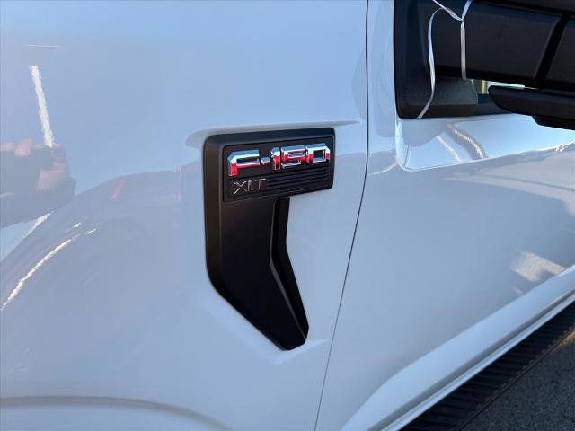 Certified 2022 Ford F150 XLT w/ Equipment Group 302A High image 6