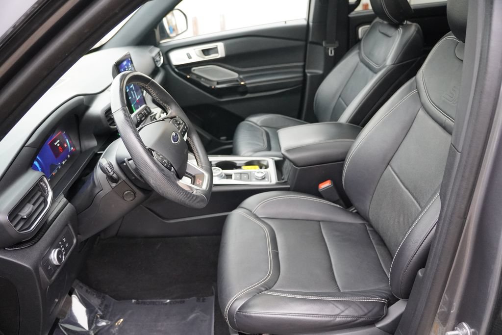 Certified 2021 Ford Explorer ST w/ Equipment Group 401A AWD/4WD image 15