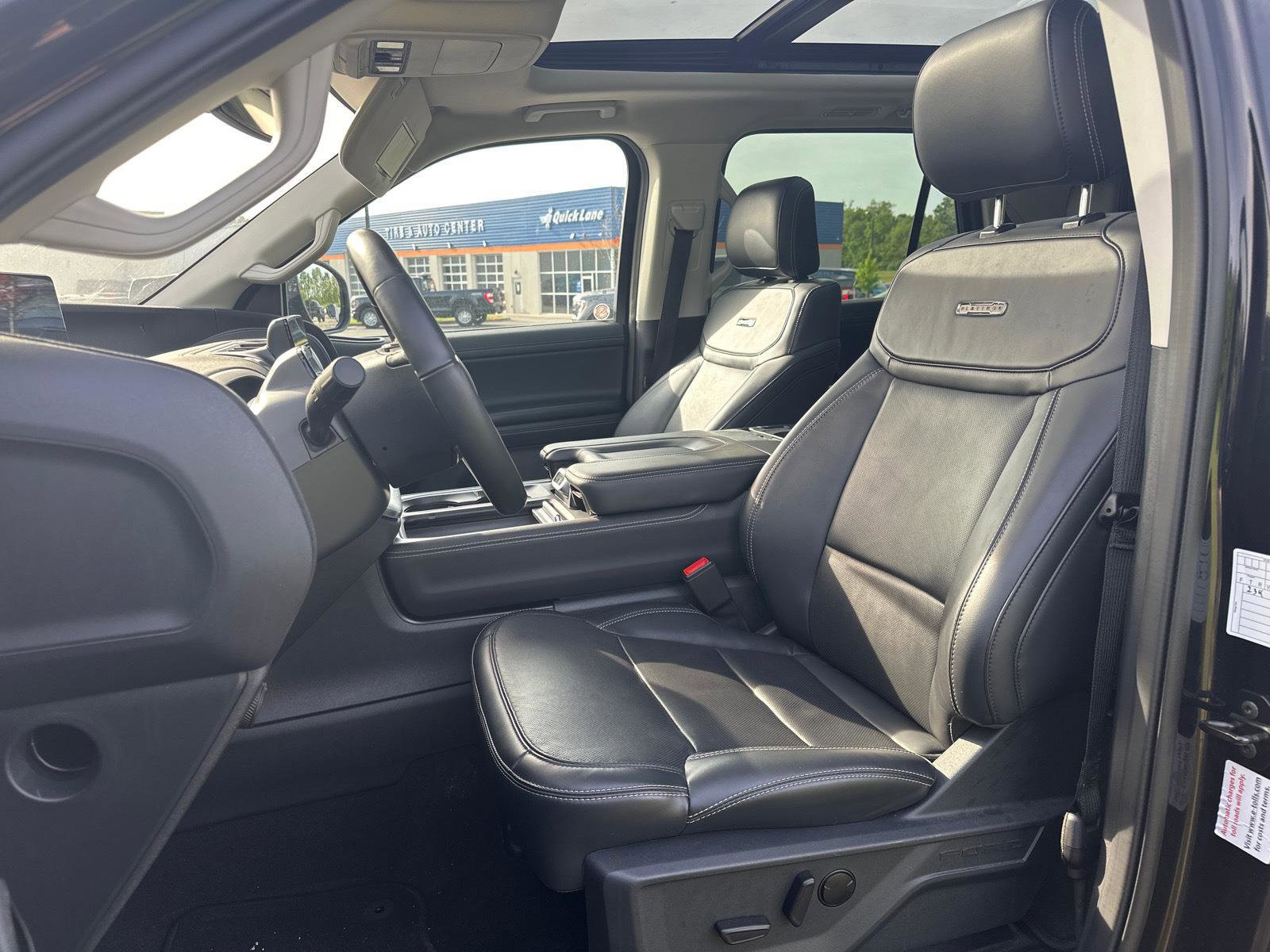 Certified 2025 Ford Expedition Max Platinum AWD/4WD image 6