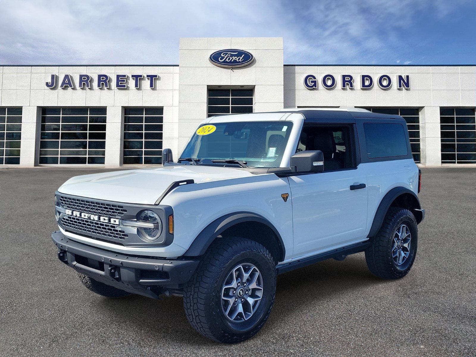 Certified 2024 Ford Bronco Badlands AWD/4WD image 2
