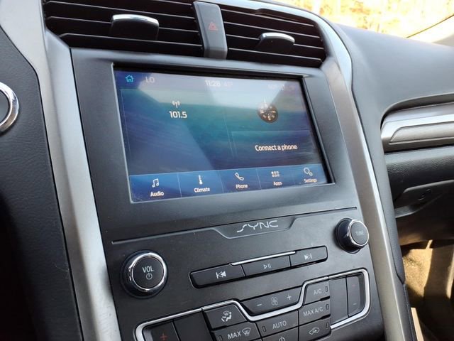 Certified 2020 Ford Fusion SE image 27