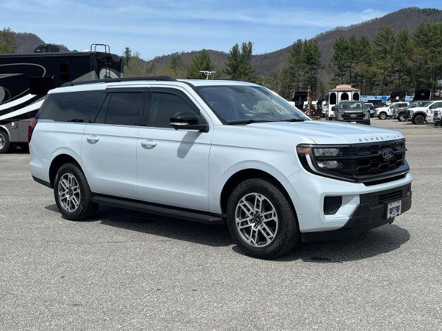 Certified 2025 Ford Expedition Max Active AWD/4WD image 1