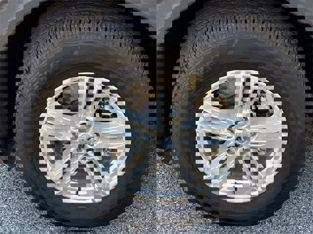 Certified 2023 Ford Explorer XLT image 11