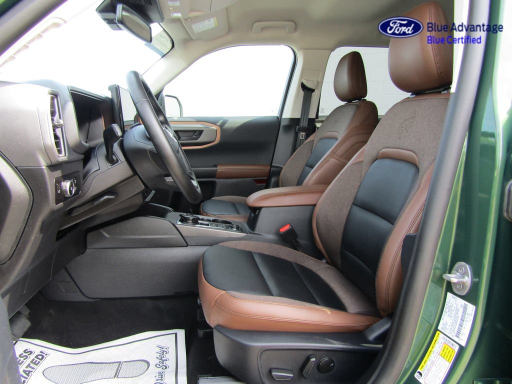 Certified 2025 Ford Bronco Sport Outer Banks w/ Outer Banks Tech Package+ AWD/4WD image 3
