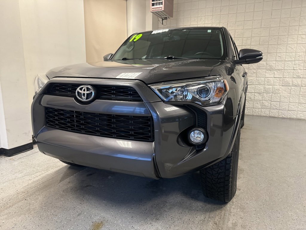 Used 2019 Toyota 4Runner SR5 image 13