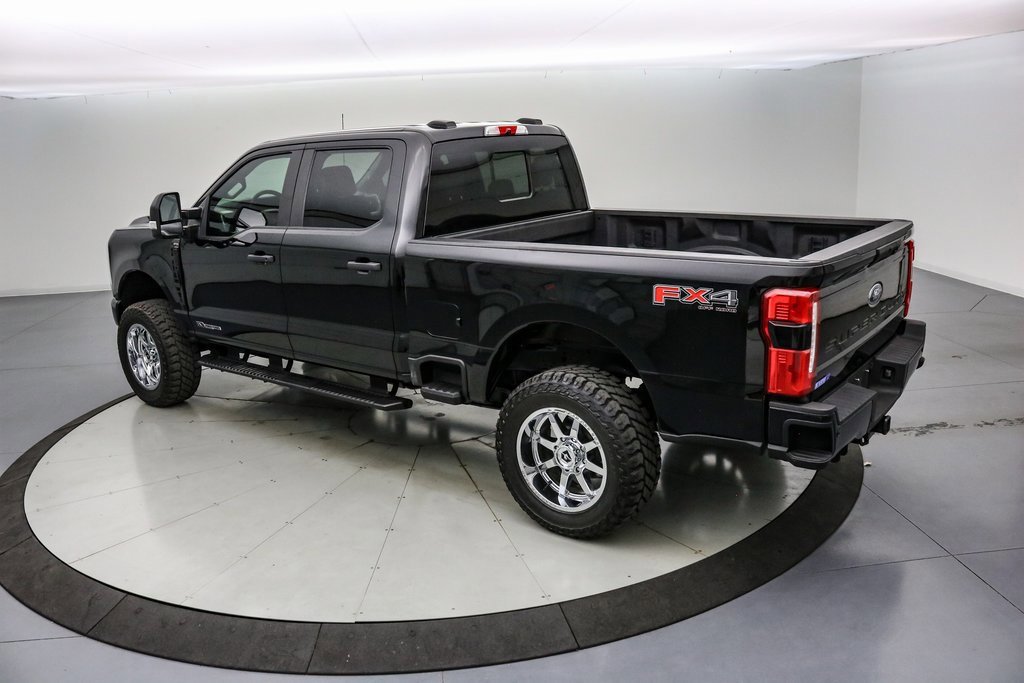 Certified 2025 Ford F250 XL w/ STX Appearance Package image 3