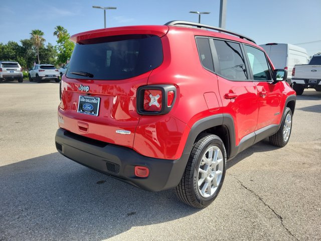 Used 2022 Jeep Renegade Latitude w/ Convenience Group AWD/4WD image 6