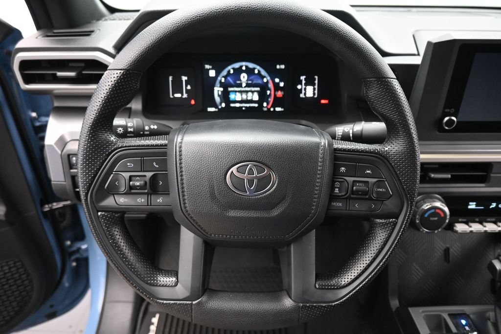 Used 2026 Toyota Tacoma SR5 AWD/4WD image 10