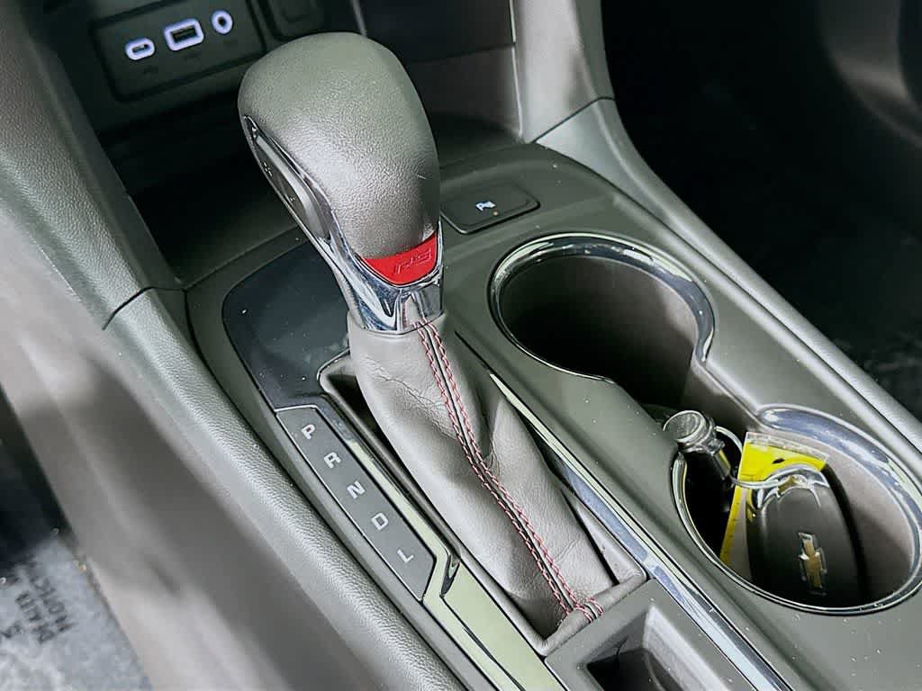 Used 2024 Chevrolet Equinox RS FWD image 19