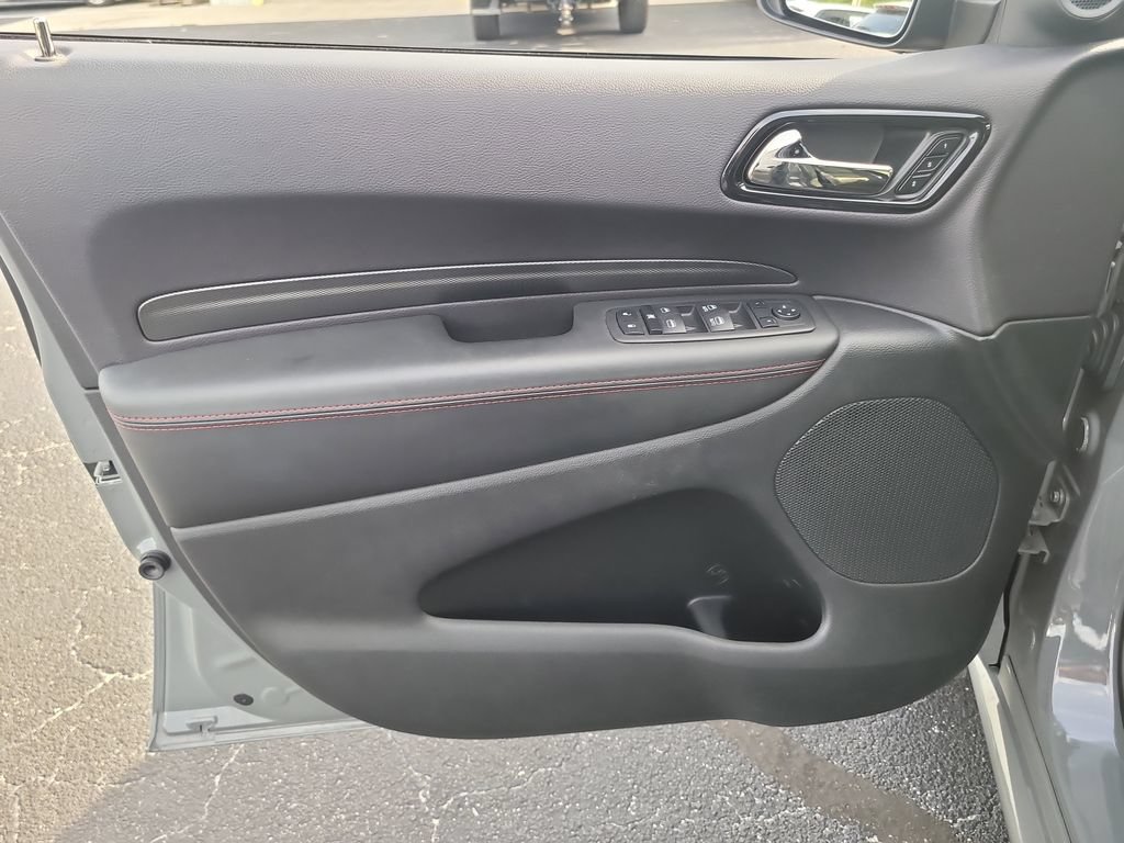 Used 2023 Dodge Durango R/T AWD/4WD image 16