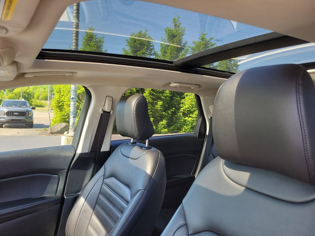Certified 2023 Ford Edge SEL w/ Convenience Package AWD/4WD image 10