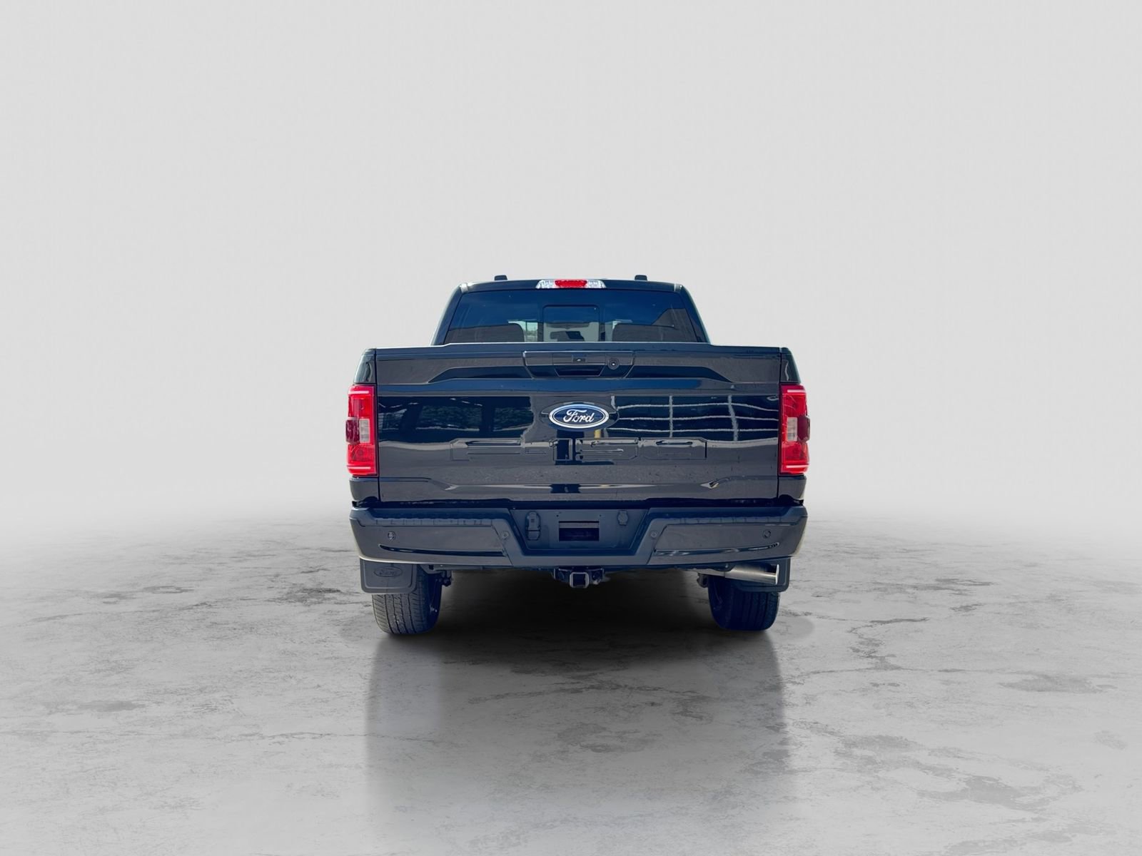 Certified 2022 Ford F150 XLT w/ Equipment Group 302A High AWD/4WD image 7