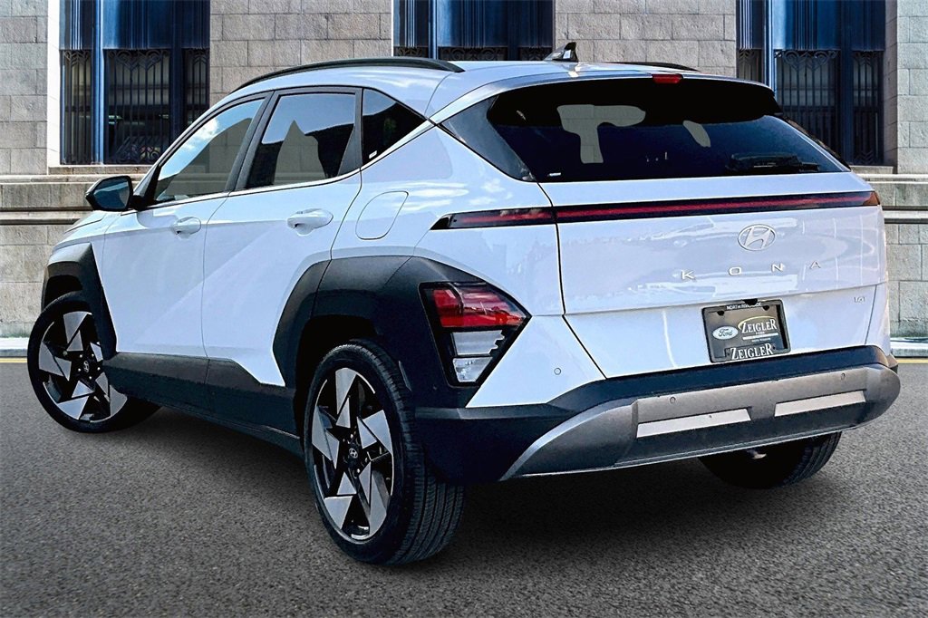Used 2024 Hyundai Kona Limited image 10