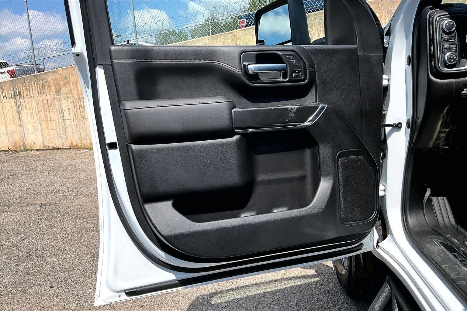 Used 2021 GMC Sierra 2500 AT4 AWD/4WD image 22
