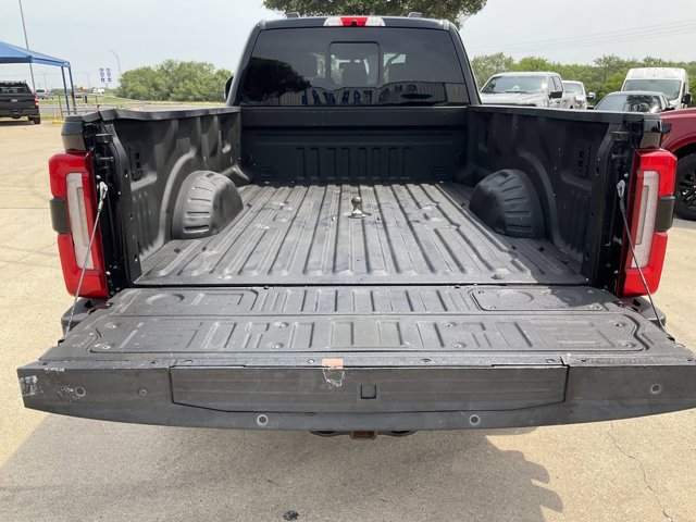 Certified 2024 Ford F350 Platinum w/ FX4 Off-Road Package AWD/4WD image 18
