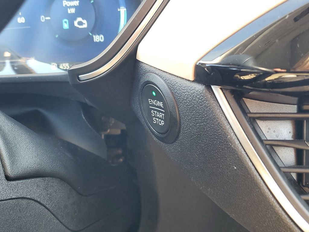 Certified 2021 Ford Escape Titanium w/ Titanium Elite Package image 25