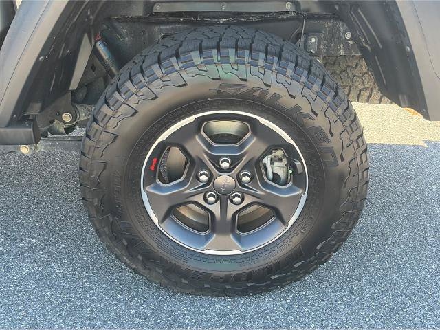 Used 2023 Jeep Gladiator Rubicon w/ Trailer Tow Package AWD/4WD image 21