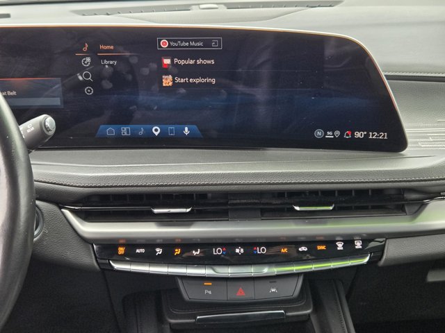 Used 2025 Cadillac XT4 Premium Luxury FWD image 16