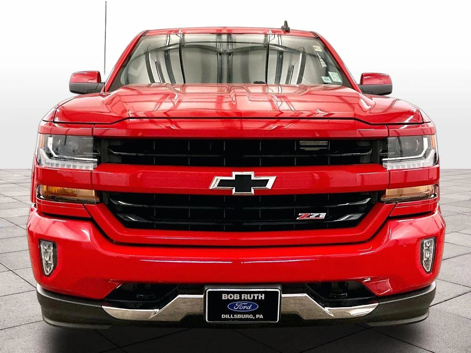 Used 2019 Chevrolet Silverado 1500 LT w/ All Star Edition image 3