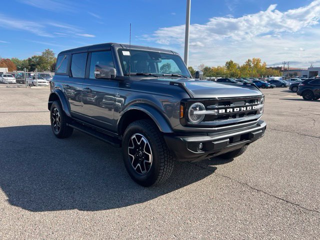Certified 2024 Ford Bronco Outer Banks AWD/4WD image 3