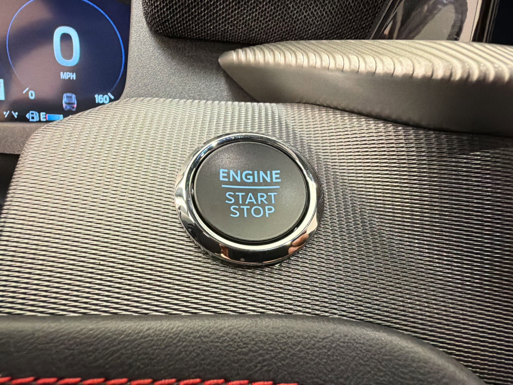 Certified 2025 Ford Explorer ST-Line RWD image 25