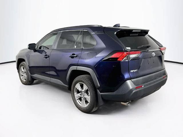 Used 2025 Toyota RAV4 XLE FWD image 4