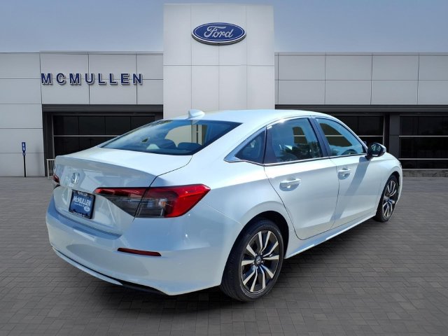 Used 2023 Honda Civic EX image 5